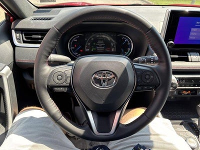 2025 Toyota RAV4 Plug-In Hybrid SE (Natl)