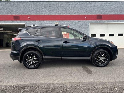 2018 Toyota RAV4 SE AWD (Natl)