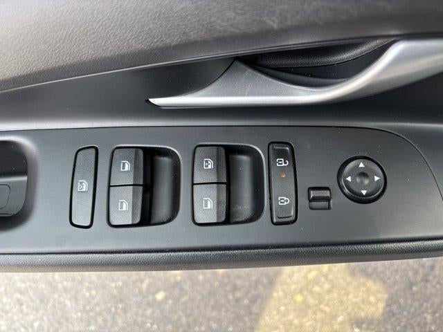 2025 Hyundai ELANTRA SEL Convenience IVT