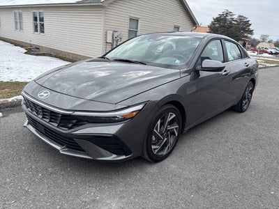 2025 Hyundai ELANTRA SEL Convenience IVT