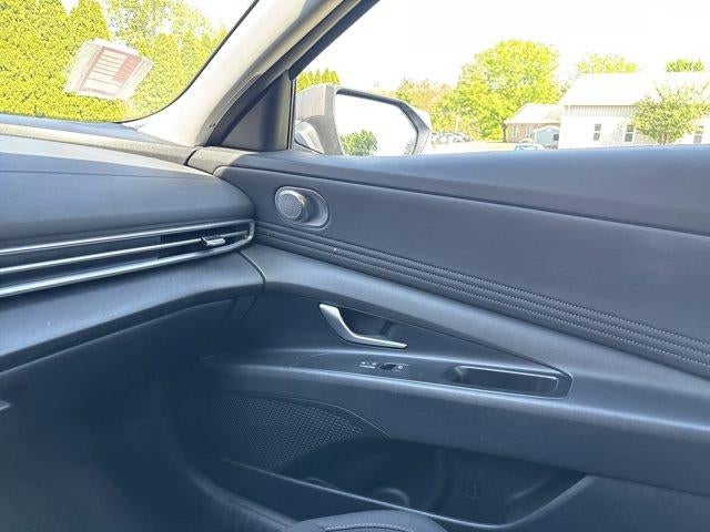 2025 Hyundai ELANTRA SEL Convenience IVT