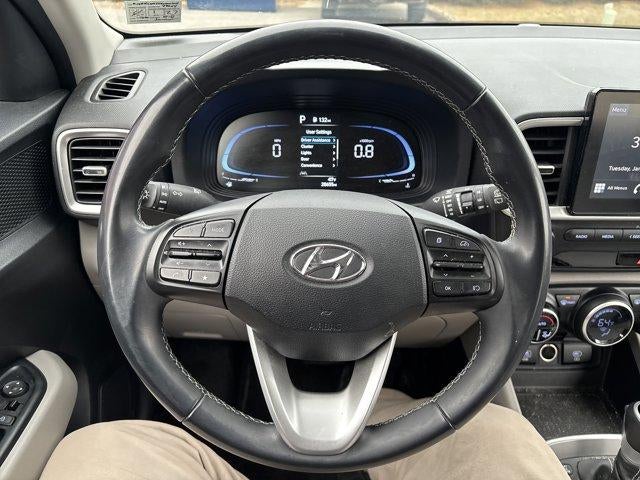 2024 Hyundai VENUE SEL IVT
