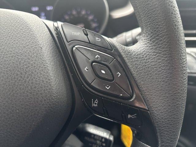 2021 Toyota C-HR LE FWD (Natl)