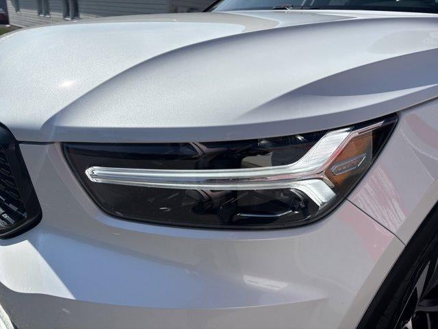 2021 Volvo XC40 T5 AWD R-Design