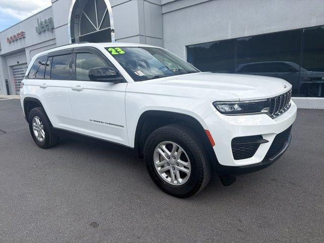 2023 Jeep Grand Cherokee Laredo 4x4