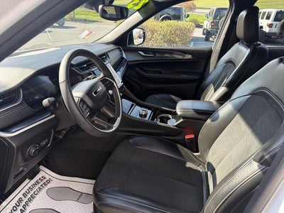 2023 Jeep Grand Cherokee L Altitude 4x4