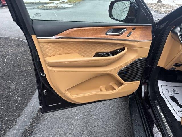 2023 Jeep Grand Cherokee L Summit Reserve 4x4