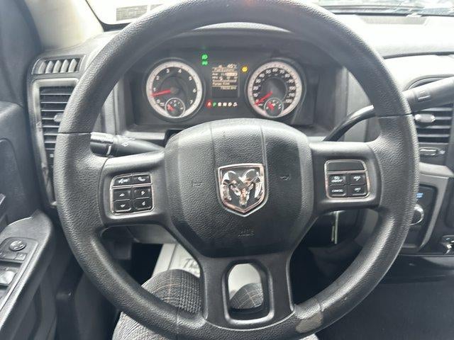 2014 RAM 1500 4WD Quad Cab 6.4 Ft Box Express