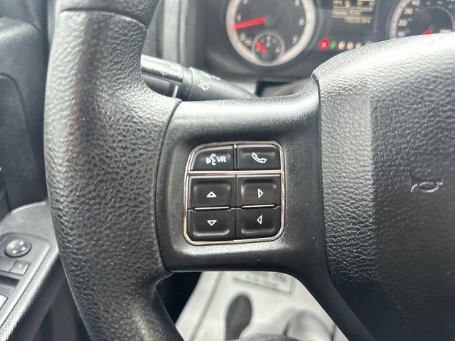 2014 RAM 1500 4WD Quad Cab 6.4 Ft Box Express