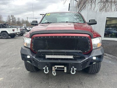 2014 RAM 1500 4WD Quad Cab 6.4 Ft Box Express