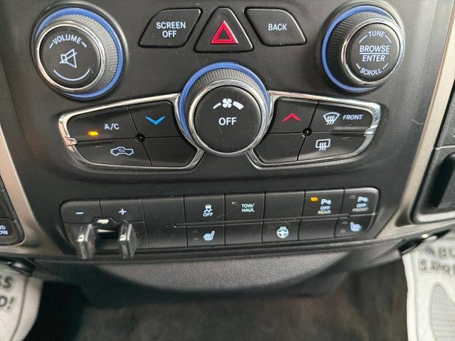 2014 RAM 1500 4WD Crew Cab 5.7 Ft Box Big Horn