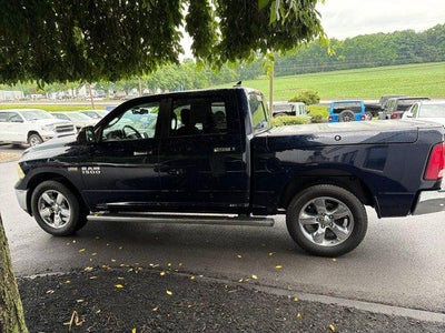 2014 RAM 1500 4WD Crew Cab 5.7 Ft Box Big Horn