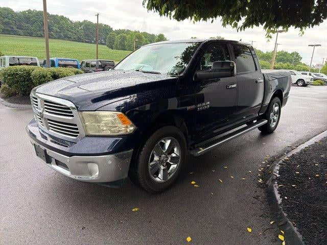 2014 RAM 1500 4WD Crew Cab 5.7 Ft Box Big Horn