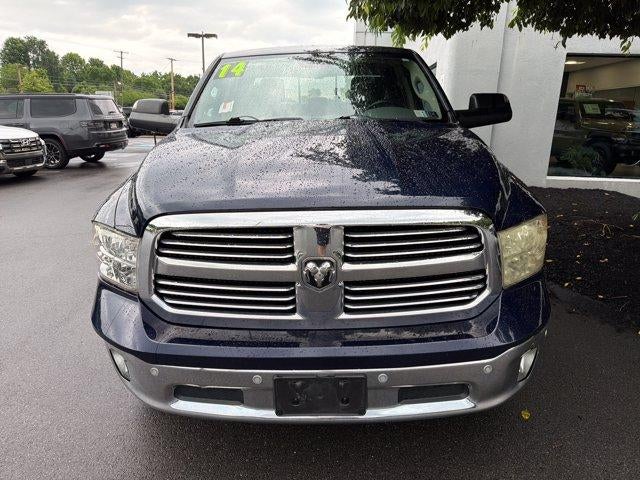 2014 RAM 1500 4WD Crew Cab 5.7 Ft Box Big Horn