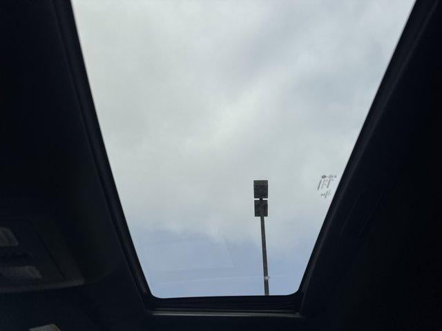 2017 RAM 1500 Rebel 4x4 Crew Cab 5'7" Box