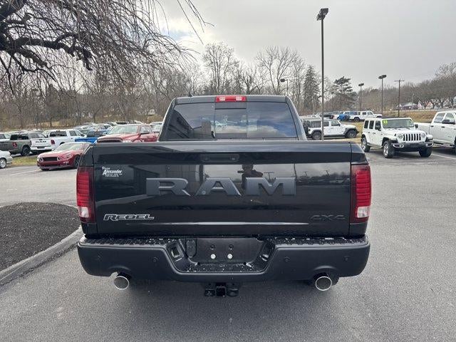 2017 RAM 1500 Rebel 4x4 Crew Cab 5'7" Box