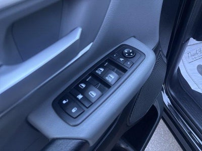 2019 RAM 1500 Big Horn/Lone Star 4x4 Crew Cab 5'7" Box