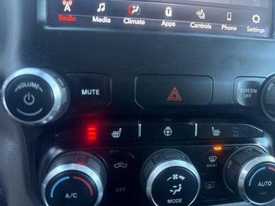 2019 RAM 1500 Big Horn/Lone Star 4x4 Crew Cab 5'7" Box