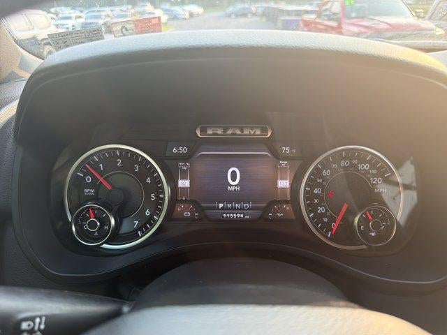 2020 RAM 1500 Big Horn 4x4 Crew Cab 5'7" Box