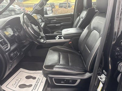 2022 RAM 1500 Laramie 4x4 Crew Cab 5'7" Box