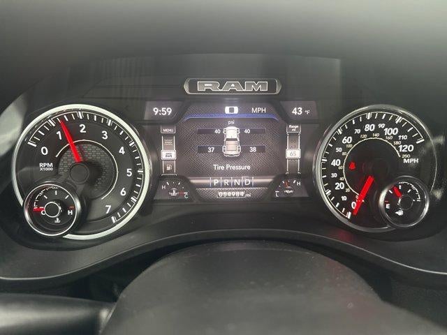 2022 RAM 1500 Laramie 4x4 Crew Cab 5'7" Box