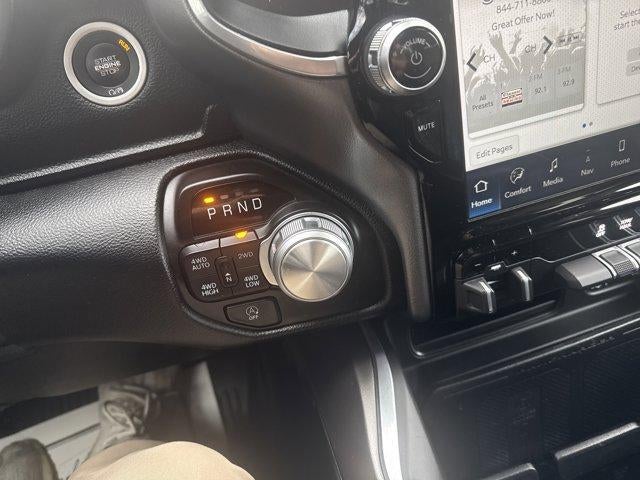 2022 RAM 1500 Laramie 4x4 Crew Cab 5'7" Box