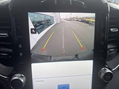 2022 RAM 1500 Laramie 4x4 Crew Cab 5'7" Box