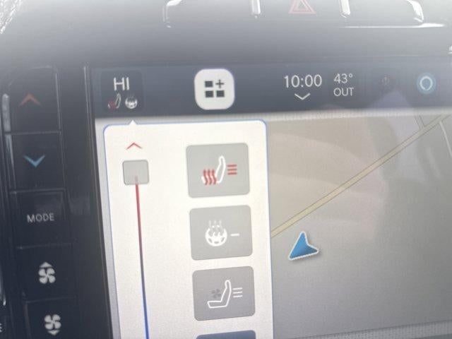 2022 RAM 1500 Laramie 4x4 Crew Cab 5'7" Box