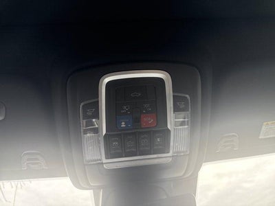 2022 RAM 1500 Laramie 4x4 Crew Cab 5'7" Box