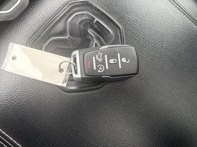 2022 RAM 1500 Laramie 4x4 Crew Cab 5'7" Box