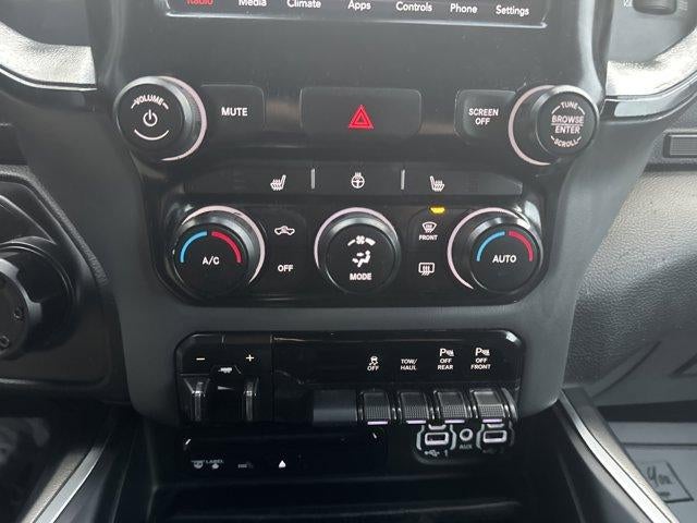 2019 RAM 1500 Big Horn/Lone Star 4x4 Crew Cab 6'4" Box