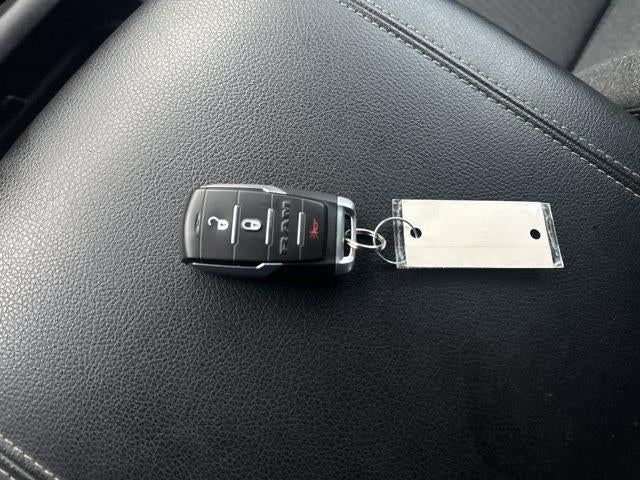 2019 RAM 1500 Big Horn/Lone Star 4x4 Crew Cab 6'4" Box