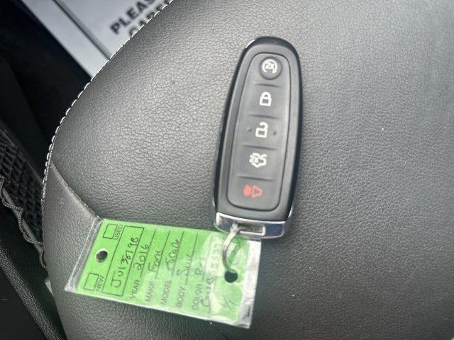2016 Ford Escape 4WD 4dr Titanium