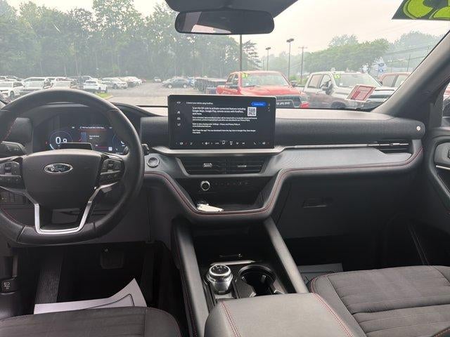 2025 Ford Explorer ST-Line 4WD