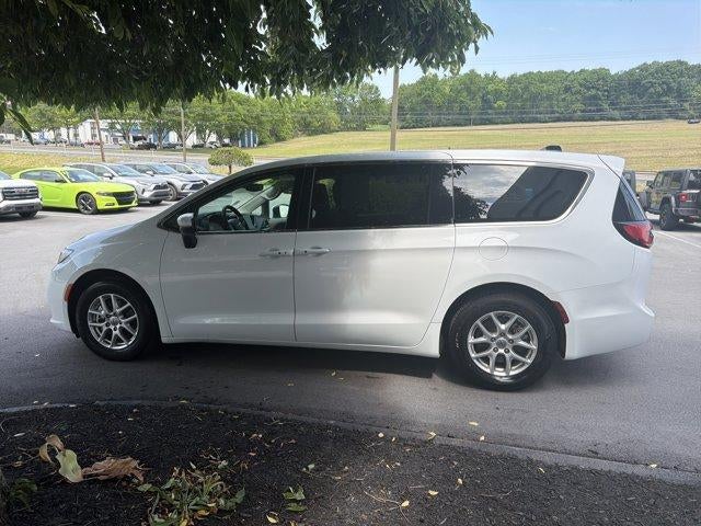 2023 Chrysler Pacifica Touring L FWD