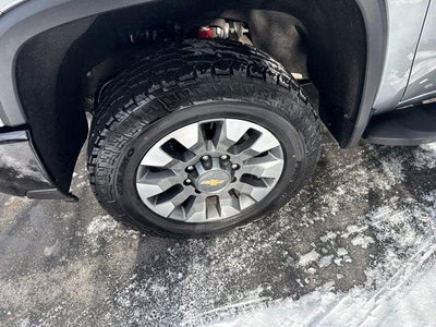 2024 Chevrolet Silverado 2500 HD Crew Cab Standard Box 4-Wheel Drive Custom