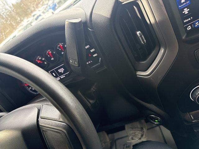 2024 Chevrolet Silverado 2500 HD Crew Cab Standard Box 4-Wheel Drive Custom