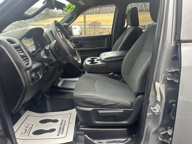 2022 RAM 3500 Tradesman 4x4 Crew Cab 8' Box