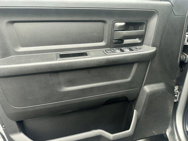 2022 RAM 3500 Tradesman 4x4 Crew Cab 8' Box