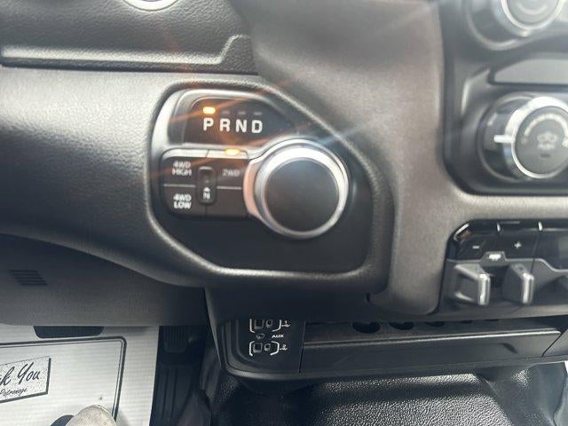 2022 RAM 3500 Tradesman 4x4 Crew Cab 8' Box