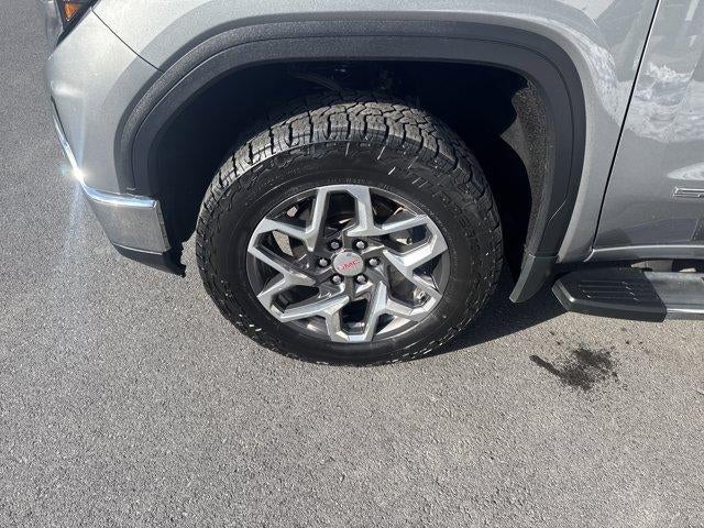 2023 GMC Sierra 1500 Crew Cab Short Box 4-Wheel Drive SLT