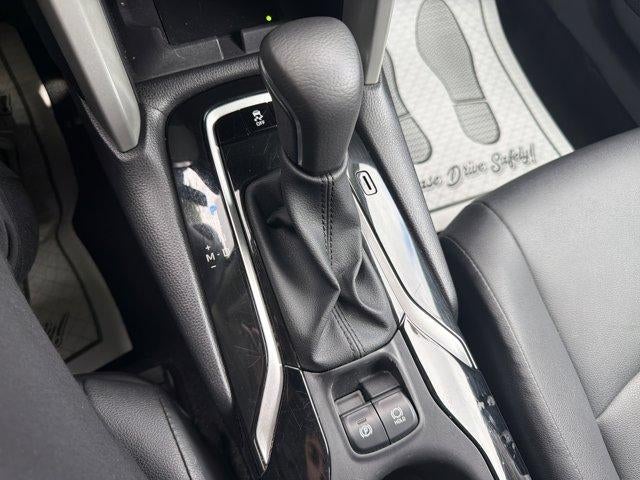 2025 Toyota Corolla Cross XLE 4WD (Natl)