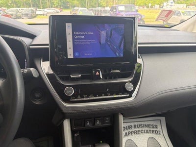 2025 Toyota Corolla Cross XLE 4WD (Natl)