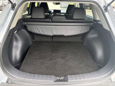 2025 Toyota Corolla Cross XLE 4WD (Natl)