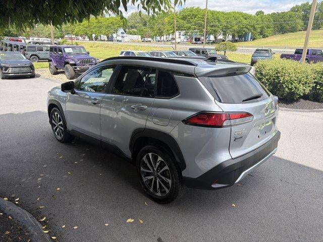 2025 Toyota Corolla Cross XLE 4WD (Natl)