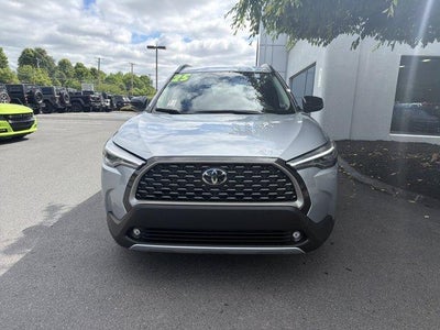2025 Toyota Corolla Cross XLE 4WD (Natl)