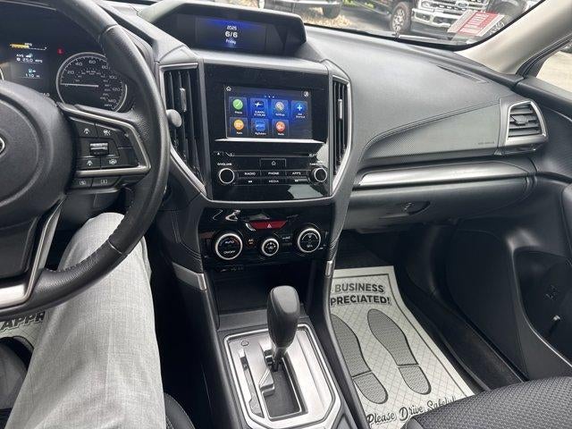 2022 Subaru Forester Premium CVT