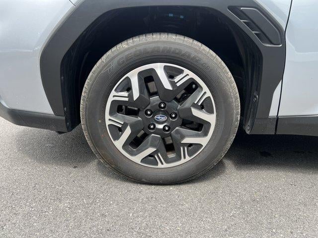 2025 Subaru Forester Premium AWD