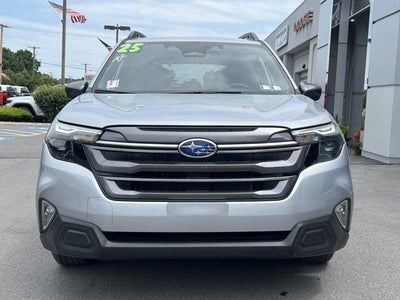 2025 Subaru Forester Premium AWD