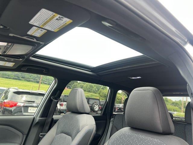 2025 Subaru Forester Premium AWD